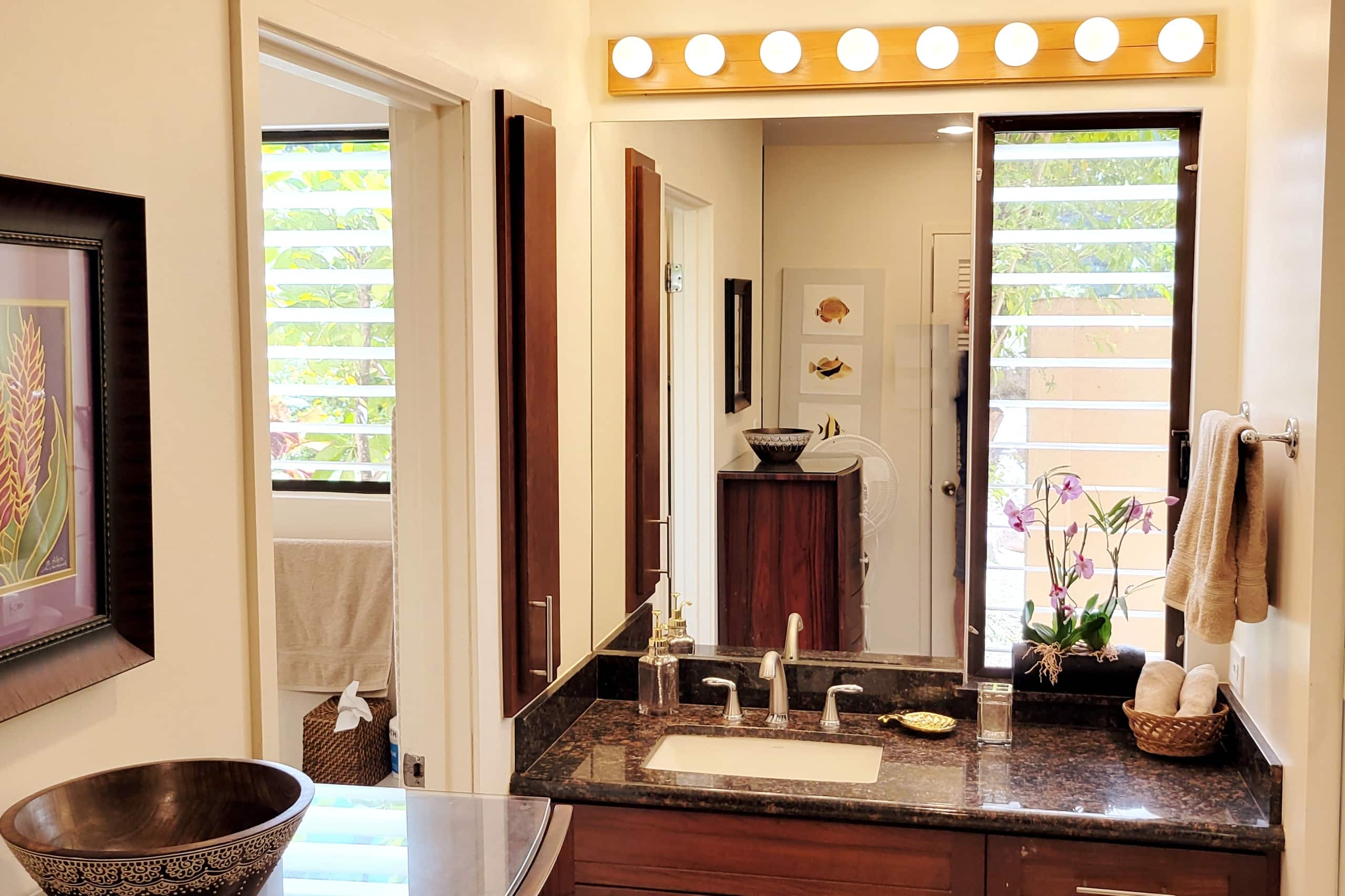 Condo in Kihei · ★4.91 · 1 bedroom · 2 beds · 1 bath - Image 10