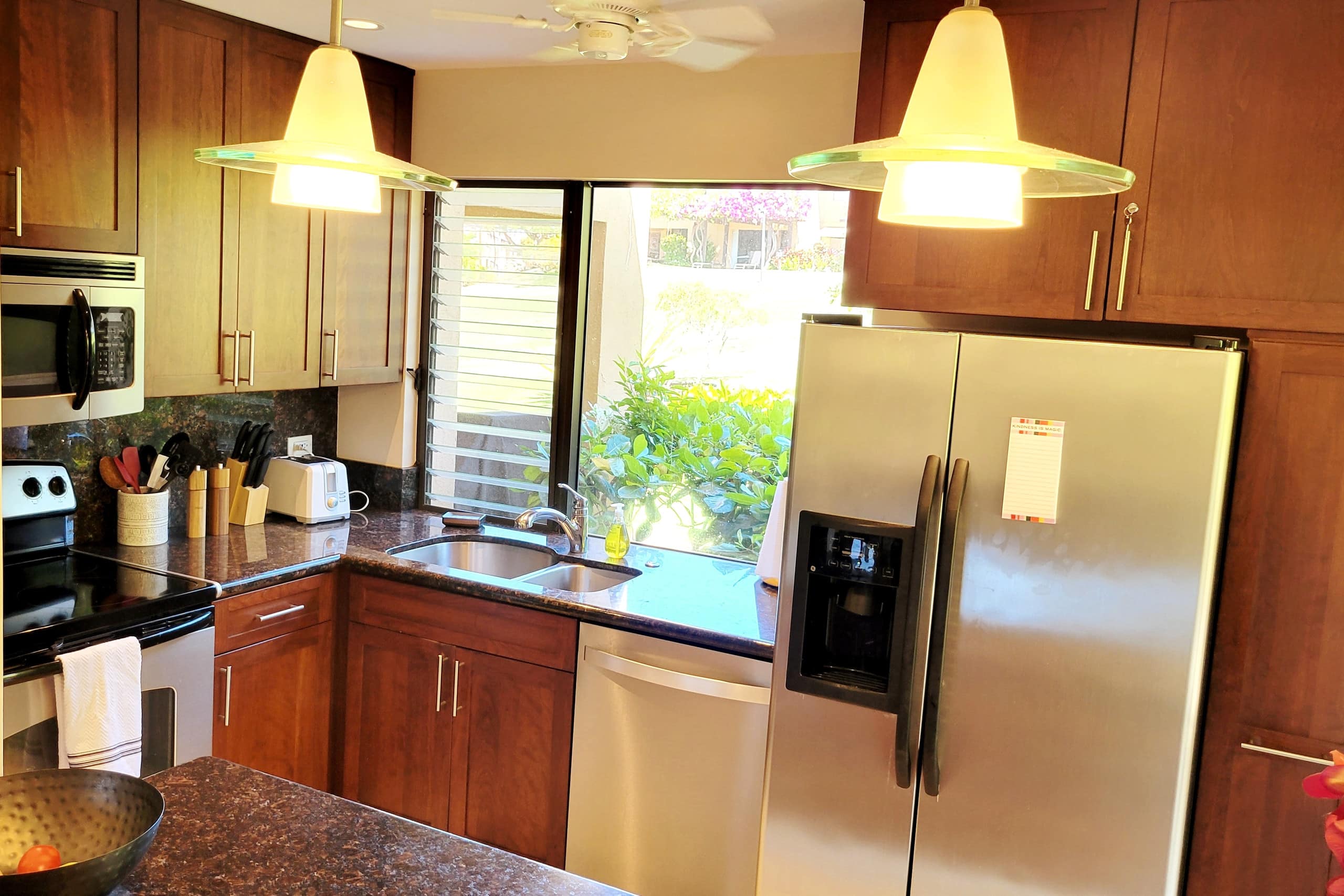 Condo in Kihei · ★4.91 · 1 bedroom · 2 beds · 1 bath - Image 5