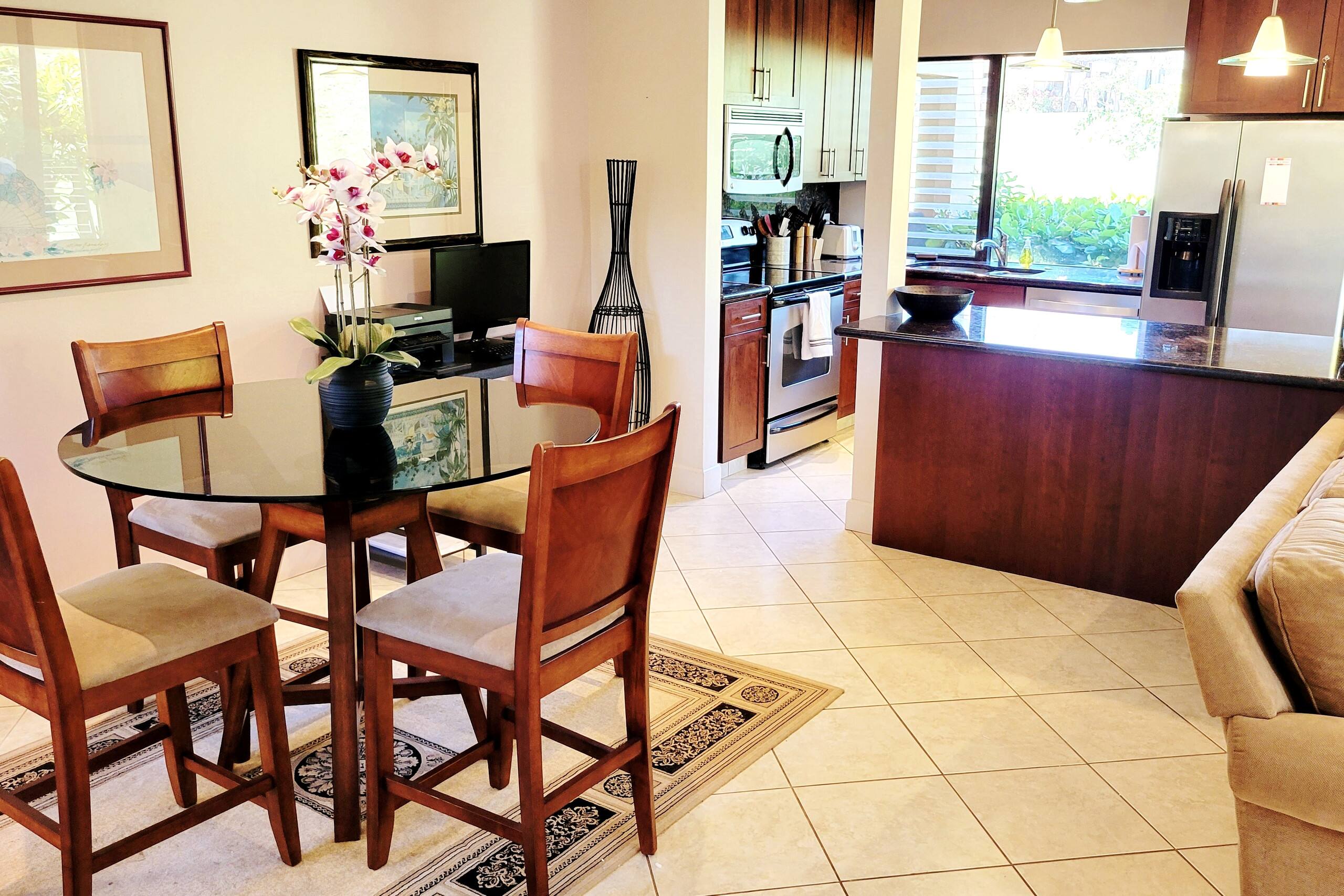 Condo in Kihei · ★4.91 · 1 bedroom · 2 beds · 1 bath - Image 8