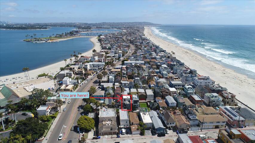 Beach Home Steps to the Sand. Ocean View Patio! gallery image 3