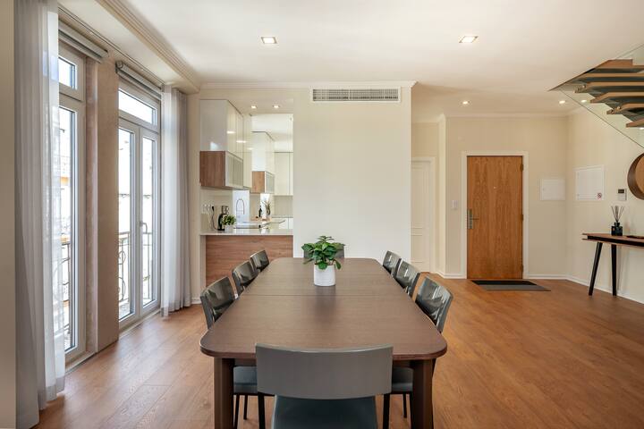 Romana 4D Luxury Penthouse gallery image 5