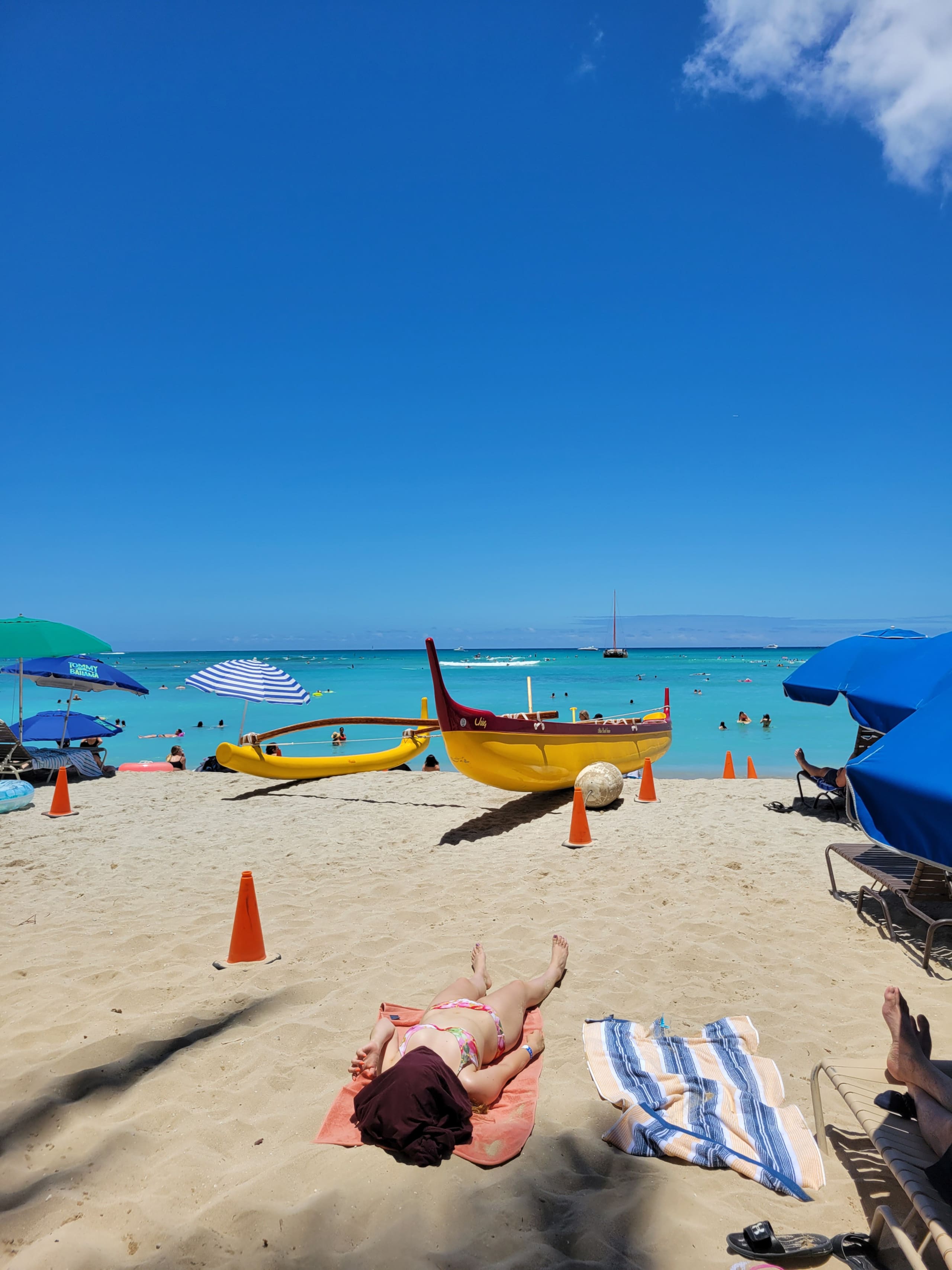 Condo in Honolulu · ★4.81 · Studio · 1 bed · 1 private bath - Image 18