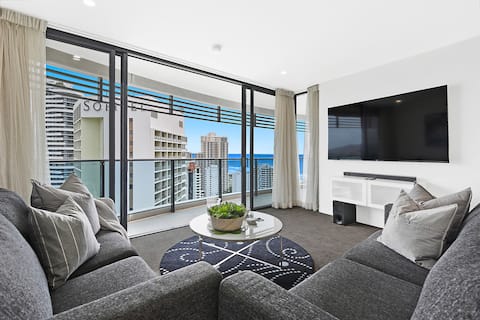 Popular Airbnb listing: BEACH Perfection @ Oracle Level 21 in Broadbeach