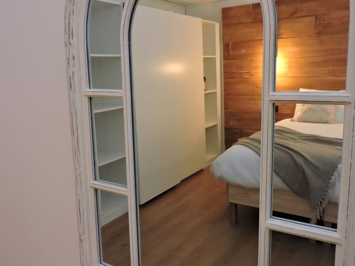 Listing image 14 at Apartament de Mas Cal Teixidor in Santa Pau