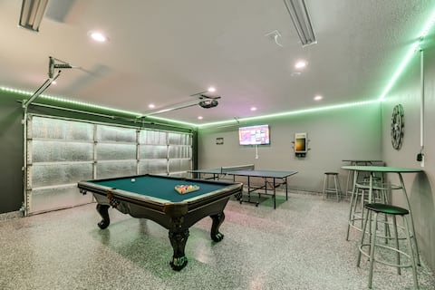 Two Game Rooms with Hot Tub!