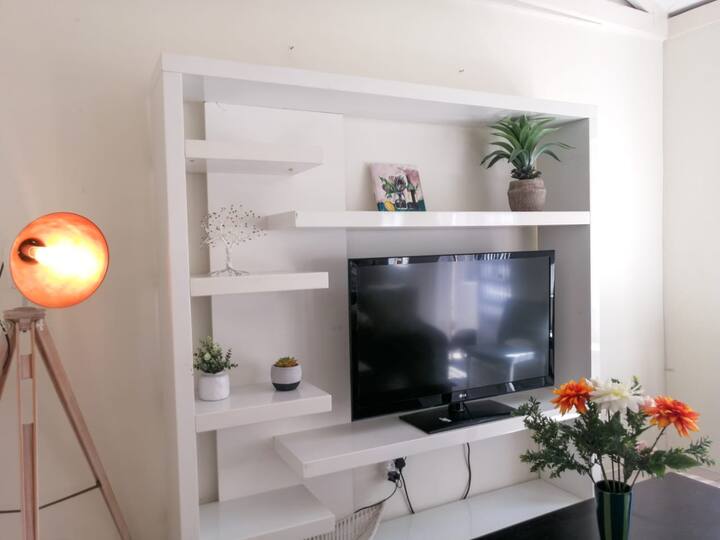 Goodwood Vacation Rentals & Homes Goodwood, Cape Town, South Africa