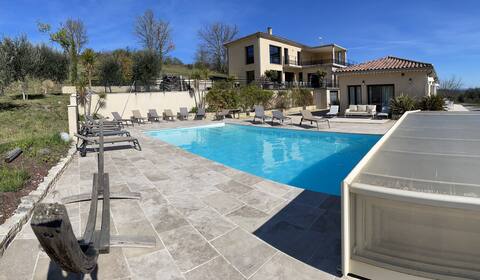 VILLA MATHILDE "15 PEOPLE"