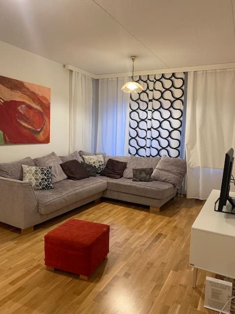 Popular Airbnb listing: LOVELY APARTMENT SITUATED IN AURINKOLAHTI in Itäinen Suurpiiri