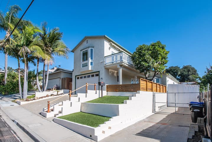 Mission Bay Gem 14 Person Home near the Bay.