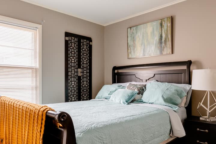 Შუა საძინებელი - საწოლი 152 × 203 სმ