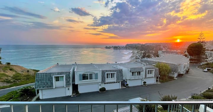 Ocean & Beach Views - 3 Bdrm Townhouse Overlooking Dana Point - Dana Point, CA