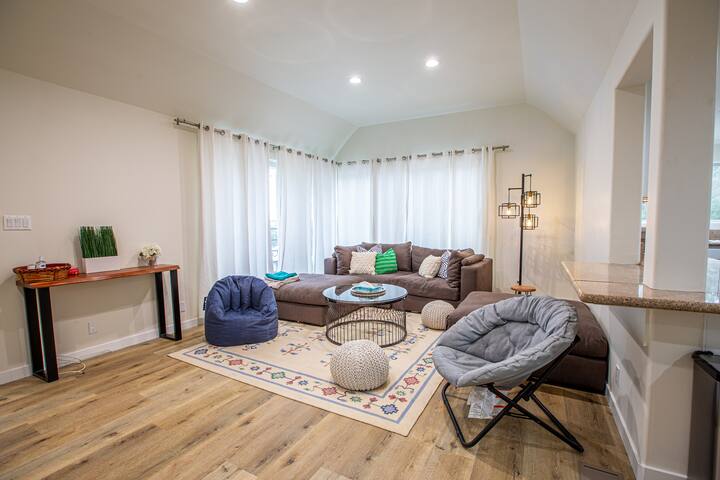 Cozy lux villa up the mountain ,Sauna,walking path