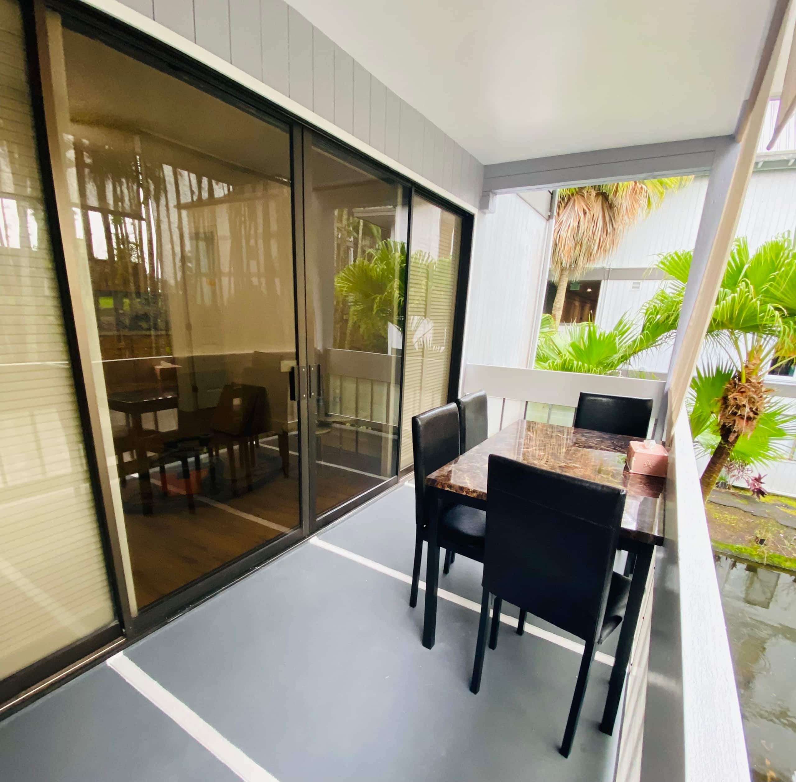 1 SunShine Rental Hilo Downtown with Swimming Pool Two Bedrooms One Living Room Self Check-in - Photo 13