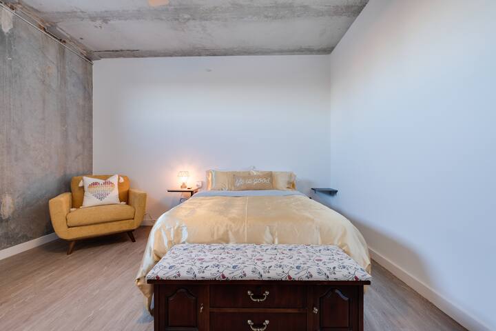 On The Top Floors River And City View Serviced Apartments For Rent In Richmond Virginia United States