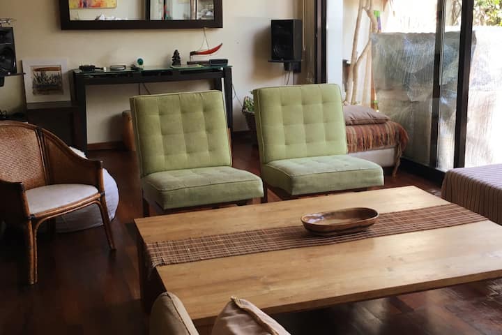 Hermosa Casa, Moderna, Simple Y Luminosa - Montevideo