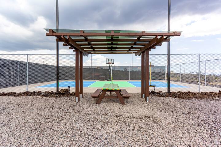 Lava Dis Place! Bring Da Kids! gallery image 3