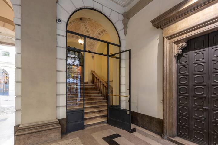 Imperiale Suites – Quadrilocale Duomo gallery image 4