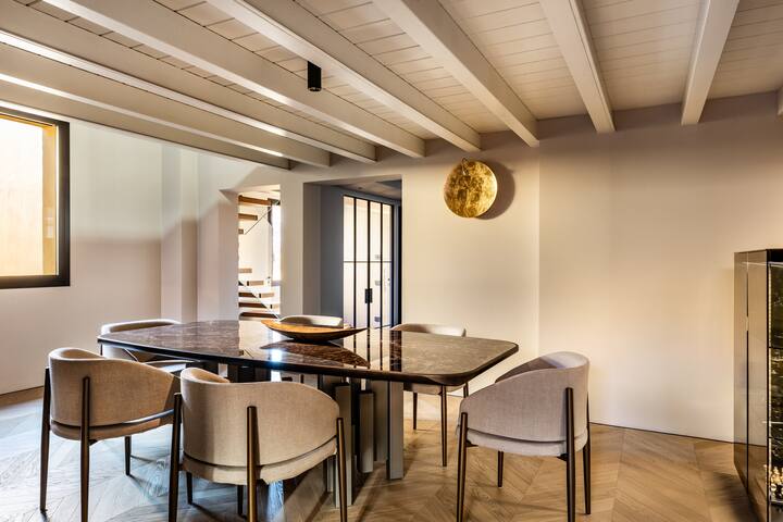 Astra Penthouse gallery image 4