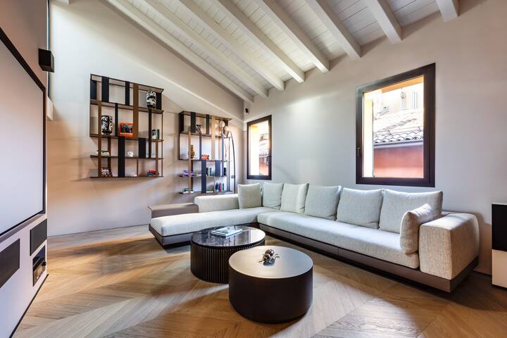 Astra Penthouse gallery image 2