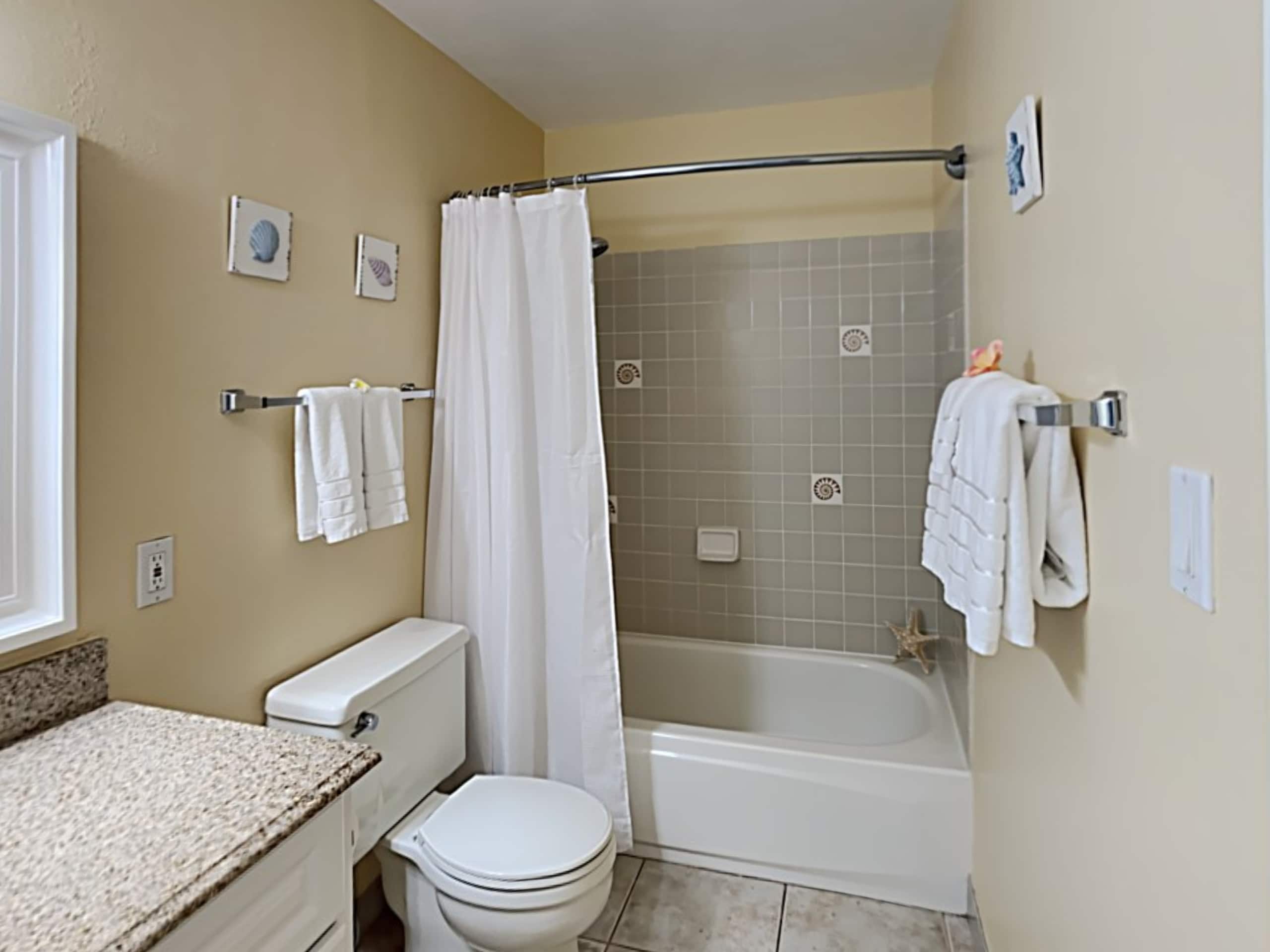 Condo in Wailuku · ★4.91 · 2 bedrooms · 3 beds · 2 baths - Image 27