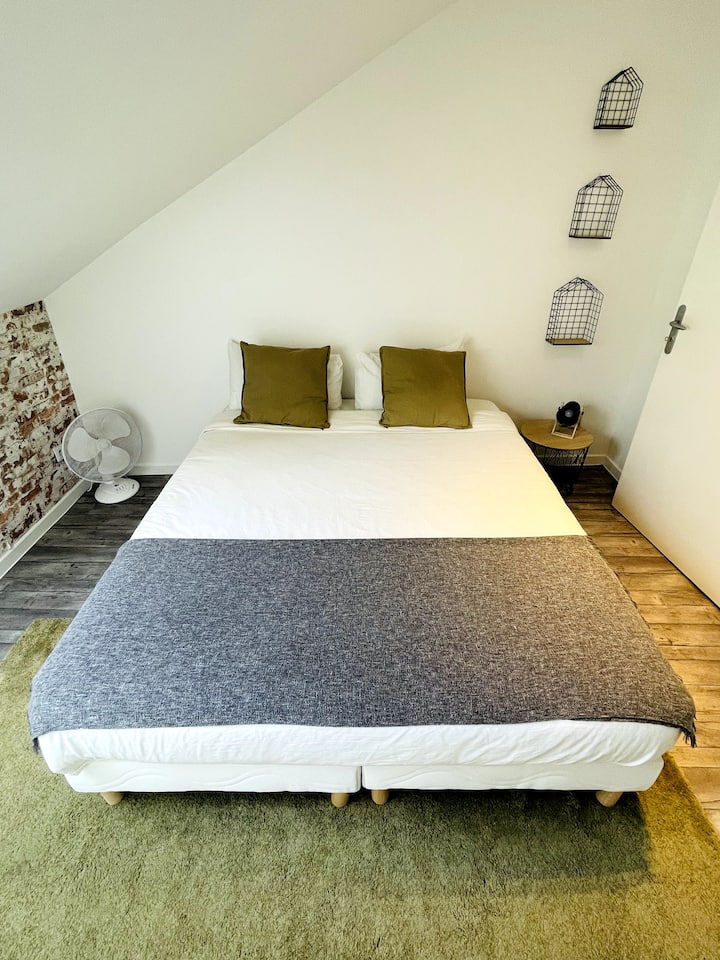 غرفة النوم 1