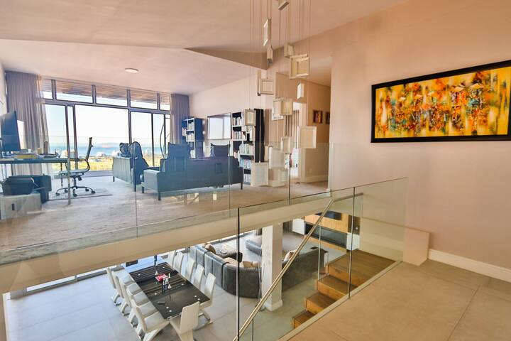 Spectacular, perfectly located 5bedroom city villa gallery image 4