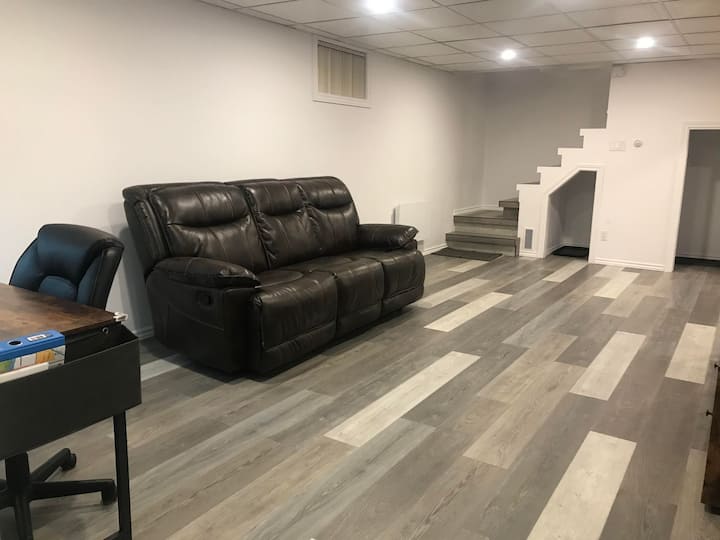 Charmant Appartement Avec 2 Chambres Et Bureaux - Rivière-du-Loup
