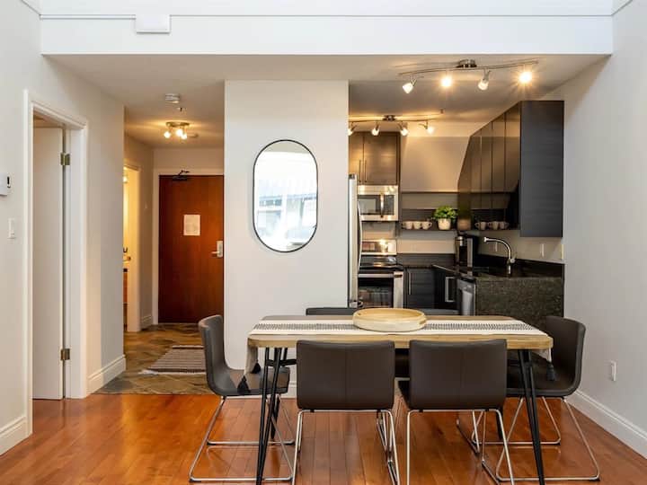 Glacier Lodge 2bdrm/2bath at base Houses for Rent in