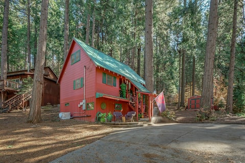 Cozy retreat near hiking, skiing and wine tasting