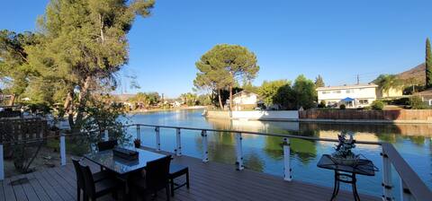 Lakefront House With Breathtaking View