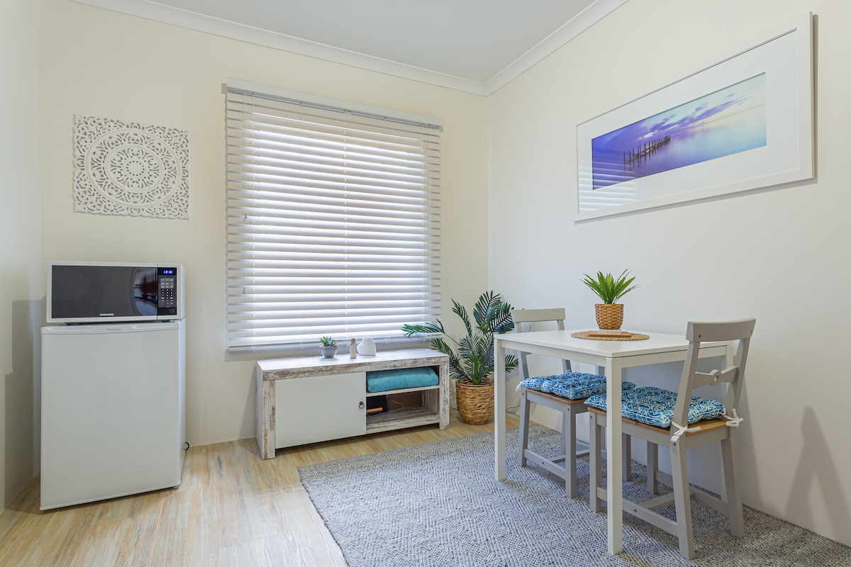 Successful Airbnb property: Dunsborough Ocean Dreaming in Quindalup