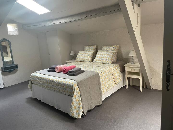 Chumba cha kulala cha 3 kimefungwa