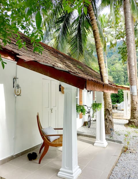Chic cottage near the beach 2