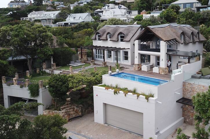 Cape Town – Boutique Villa in Security Estate gallery image 3