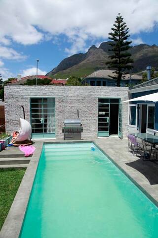 Beautiful family friendly 4 bedroom home with pool