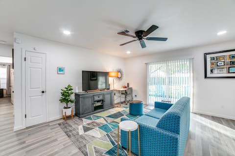 Successful Airbnb property: 2.5 Miles To Lackland AFB BMT Graduation in Meadow Village