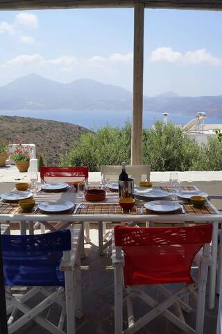 MAGNIFIQUE MAISON TYPIQUE VUE SUR MER gallery image 5