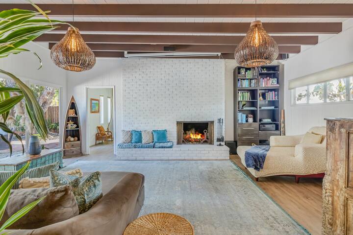 1-Acre Tropical Retreat, 3bd/3ba Pool, Beach, Yoga gallery image 2