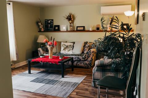 2 bedroom duplex home in Kentville