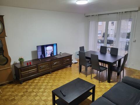 Paris, Garden, Living Room, Kitchen, 3 Bedrooms