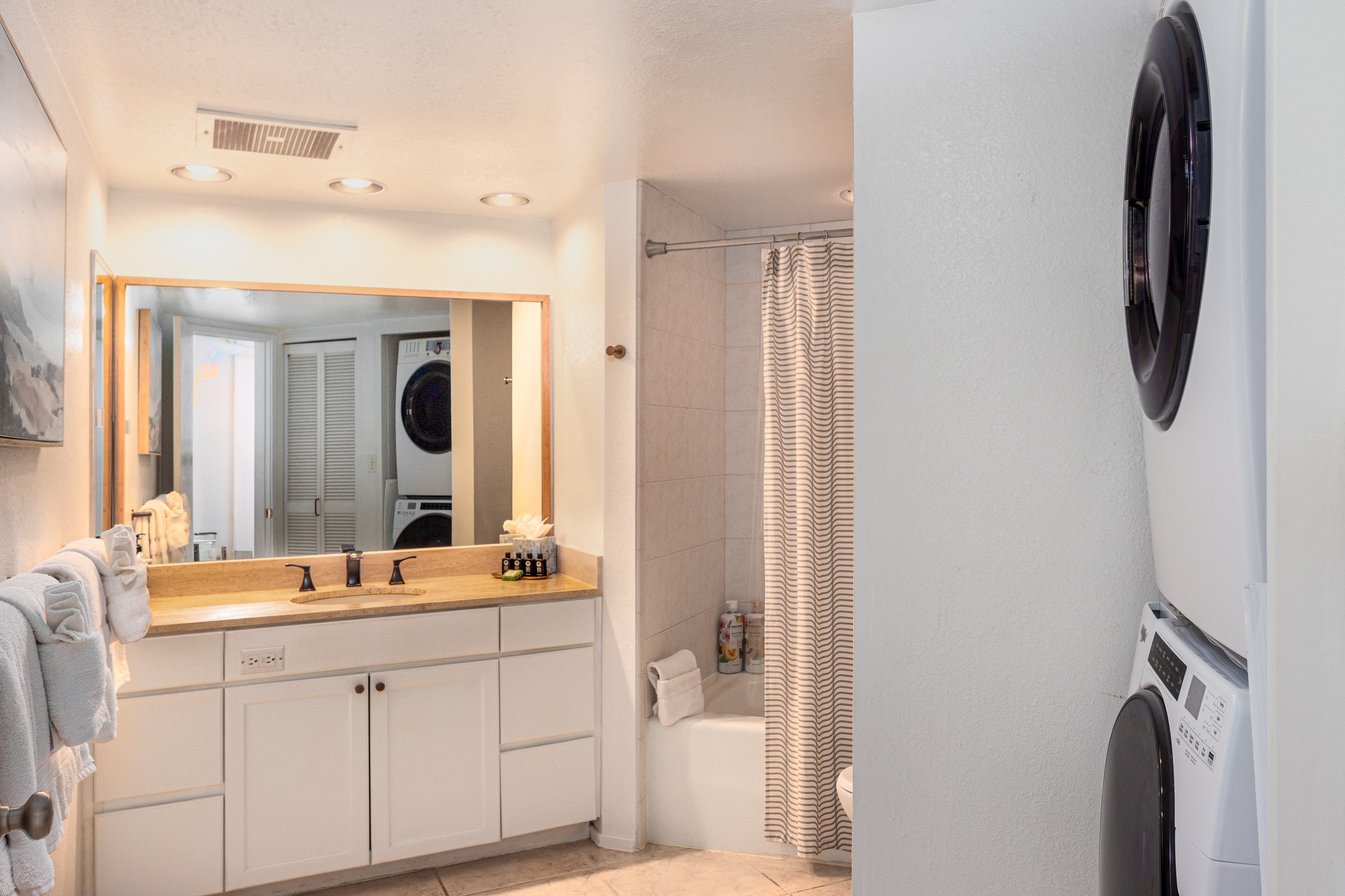 Condo in Princeville · ★4.91 · 2 bedrooms · 2 beds · 2 baths - Image 23