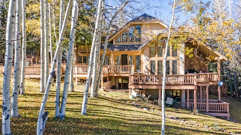 Beaver Creek Mansion 8-BR sleeps 24