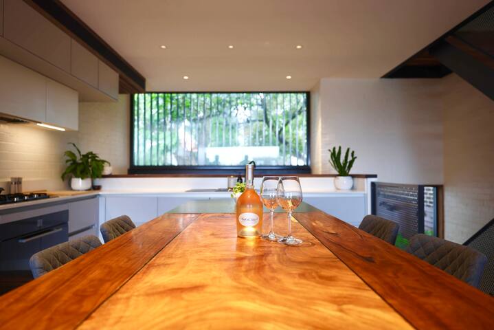 Luxury designer house in prime inner-west location gallery image 4