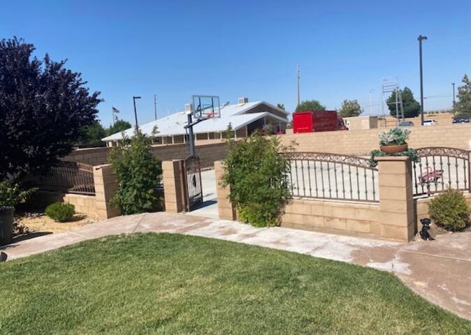 Luxury Home Away From Home gallery image 3