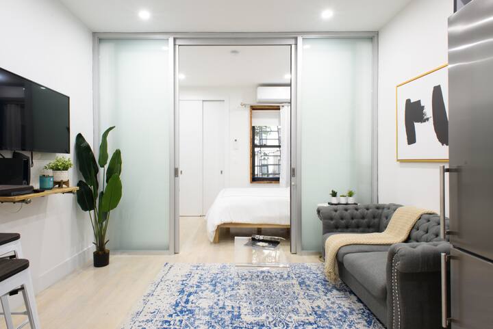 78-2B Luxury BRAND NEW Modern 1BR W&D