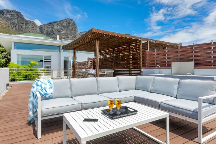 Montanha – Camps Bay villa 3 mins from Beta beach