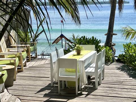 Beach Front Unique Hut.  WhiteSand. Surfspot