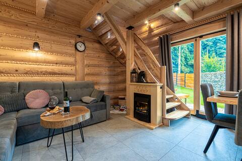 Apartment with sauna and jacuzzi - kids for free!