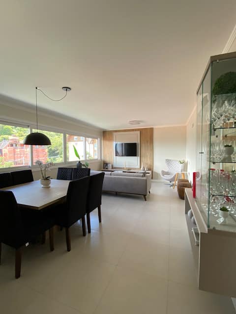 Charming Penthouse 50 meters from Covered Street