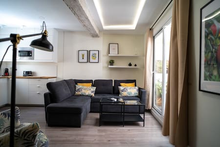 Apartamento AGRX - Piso con terraza en el Realejo, Granada